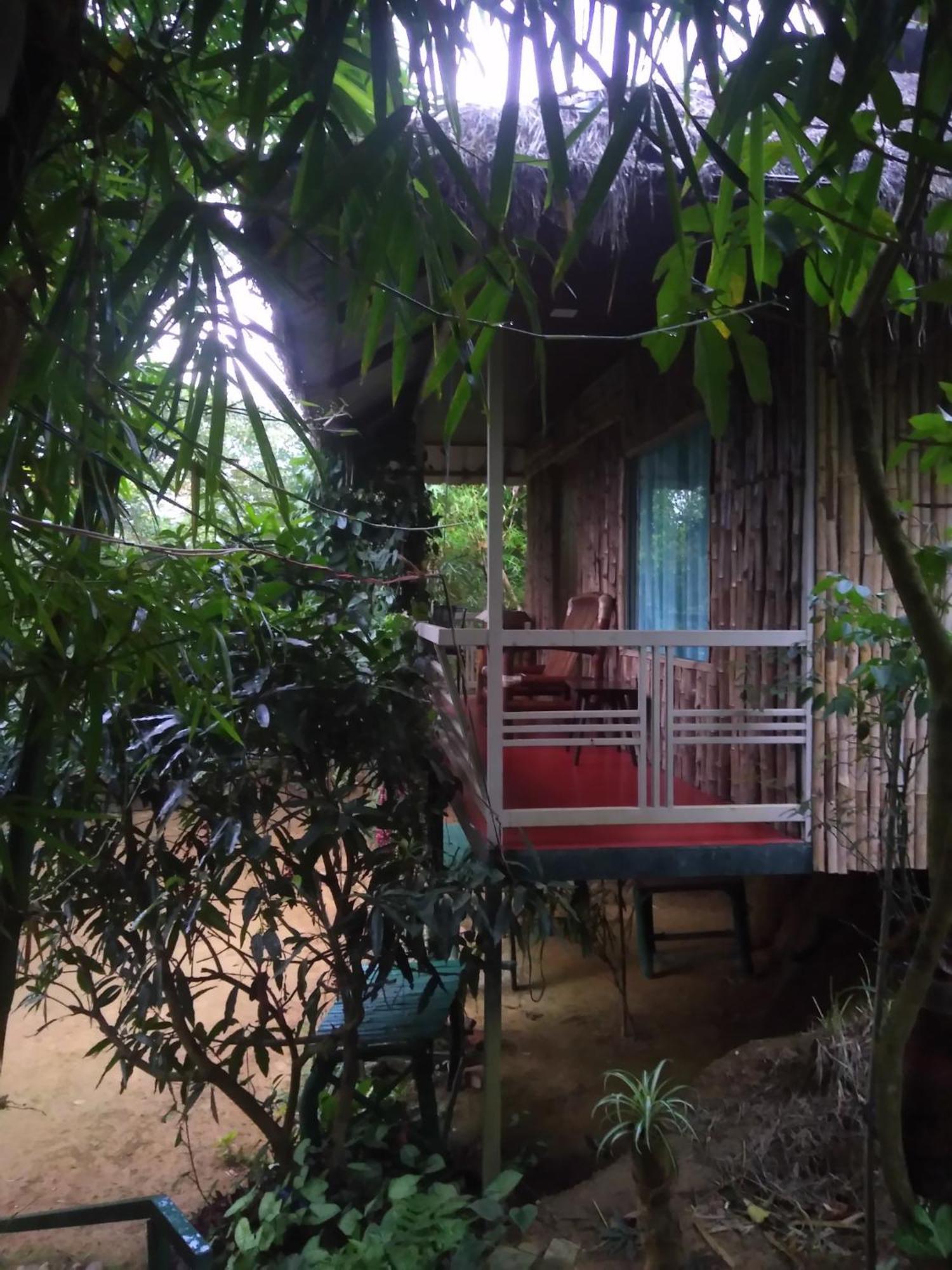 กุมันกอลลี เฮอริเทจ รีสอร์ต Hotel Thirunelly ภายนอก รูปภาพ