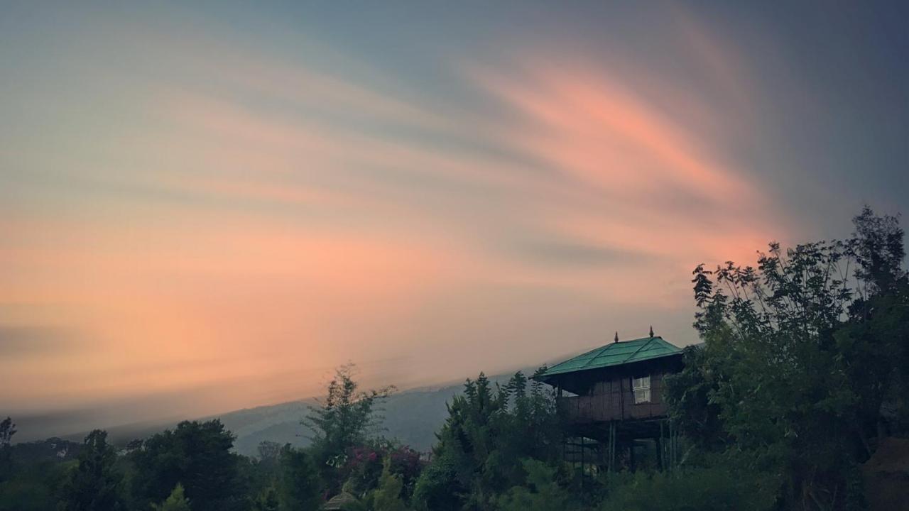 กุมันกอลลี เฮอริเทจ รีสอร์ต Hotel Thirunelly ภายนอก รูปภาพ